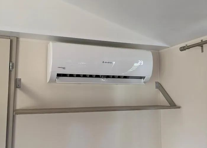 Mobil Phoenix 6 Places Camping